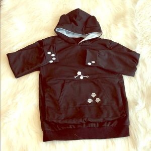 Cat sweater with pouch